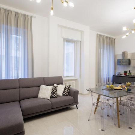 Genoa Lux Apartments With Parking מראה חיצוני תמונה